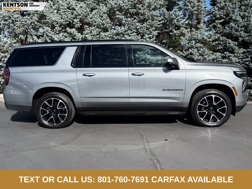 Used 2026 Chevrolet Suburban RST AWD/4WD image 10