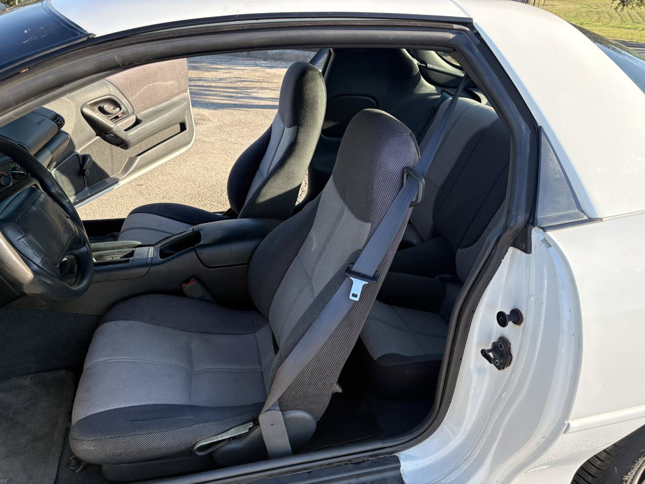 Used 1995 Chevrolet Camaro LT RWD image 24