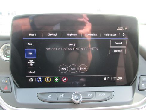 Used 2025 Chevrolet Blazer LT AWD/4WD image 16