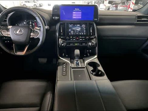 New 2026 Lexus LX 700h Luxury AWD/4WD image 5