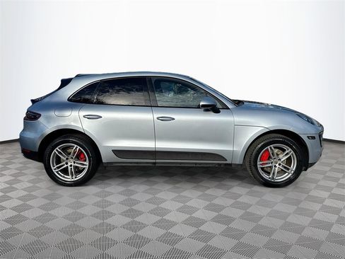 Used 2018 Porsche Macan image 5
