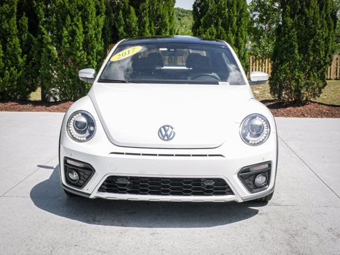 Used 2017 Volkswagen Beetle 1.8T Dune FWD image 3