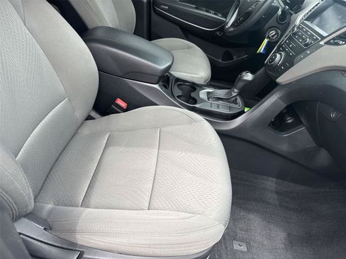 Used 2017 Hyundai Santa Fe Sport AWD/4WD image 16