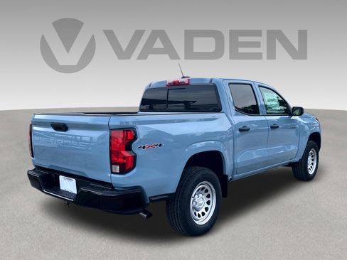 New 2025 Chevrolet Colorado W/T image 27