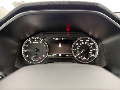 Used 2024 Mitsubishi Outlander ES image 14