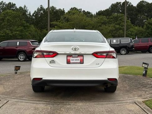 Used 2021 Toyota Camry LE w/ Cold Weather Package FWD image 6