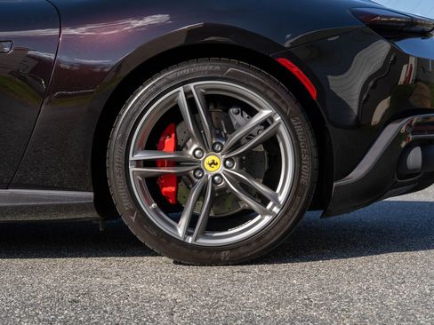 Certified 2024 Ferrari Roma Spider image 12