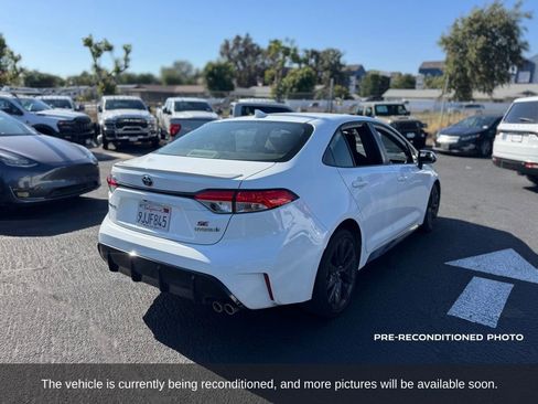 Used 2024 Toyota Corolla SE FWD image 6