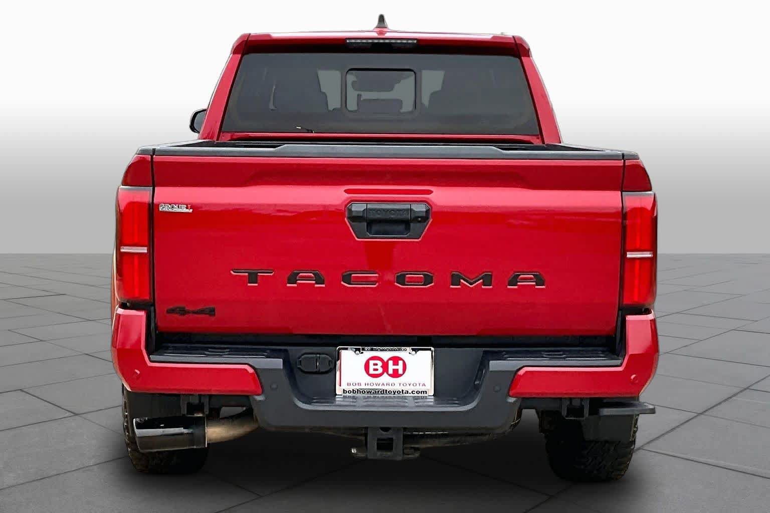 Used 2024 Toyota Tacoma TRD Sport w/ TRD Sport Upgrade Package AWD/4WD image 5
