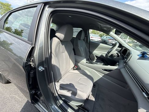 New 2026 Hyundai Elantra Sport FWD image 25