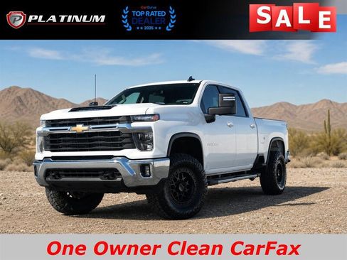 Used 2025 Chevrolet Silverado 2500 LT w/ Convenience Package AWD/4WD image 1