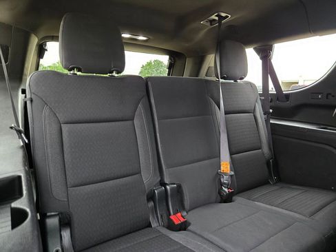 Used 2021 Chevrolet Suburban LS w/ Driver Alert Package AWD/4WD image 26