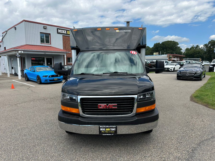 Used 2012 GMC Savana 3500 RWD image 2