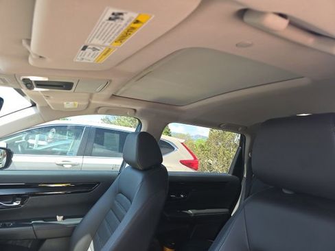 Used 2025 Honda CR-V EX-L image 5