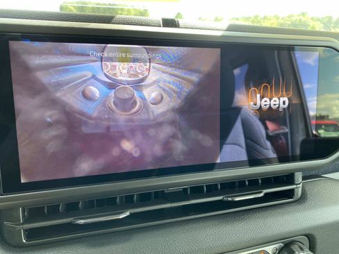 New 2026 Jeep Wrangler Unlimited Sport w/ Dual Top Group AWD/4WD image 12
