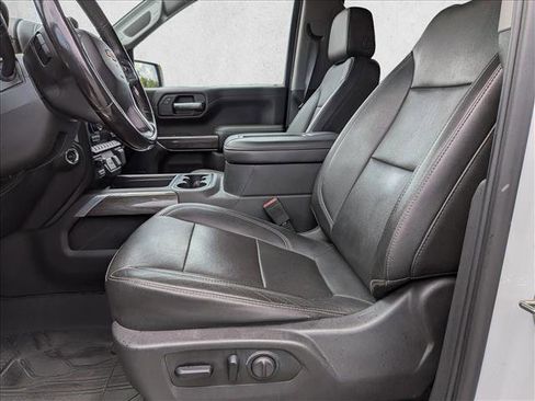 Used 2019 Chevrolet Silverado 1500 LTZ AWD/4WD image 11