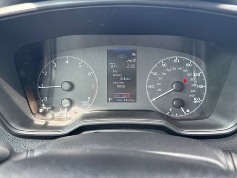 Used 2025 Toyota Corolla LE FWD image 18
