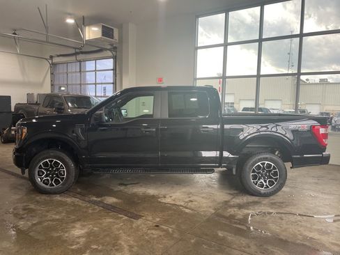 Used 2023 Ford F150 XL w/ STX Appearance Package image 8