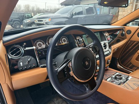 Used 2015 Rolls-Royce Wraith image 58
