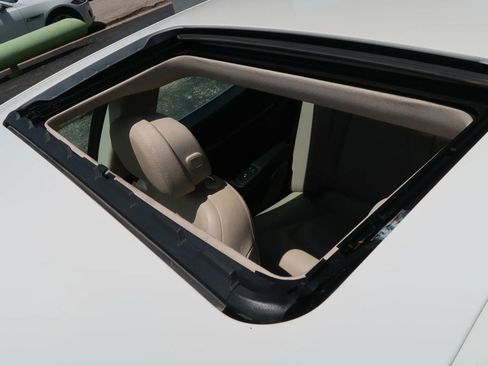 Used 2020 Maserati Ghibli RWD image 48