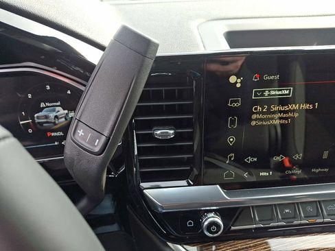 New 2026 GMC Sierra 1500 SLE image 12