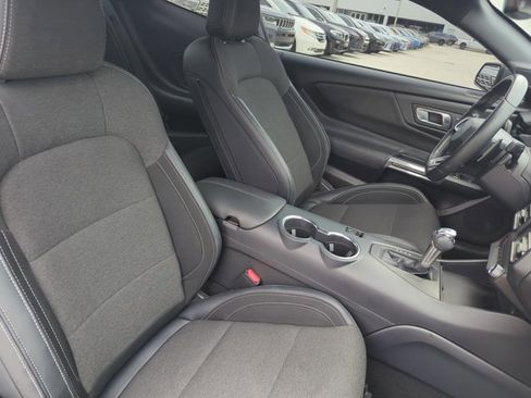 Used 2025 Ford Mustang GT RWD image 24