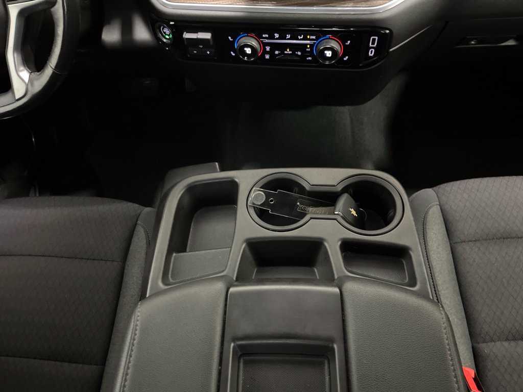 Used 2022 Chevrolet Silverado 1500 LT AWD/4WD image 10