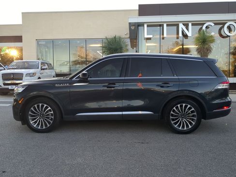 Used 2023 Lincoln Aviator Reserve w/ Elements Package Plus image 6