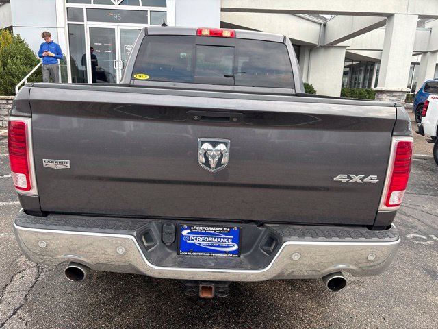 Used 2016 RAM 1500 Laramie w/ Convenience Group AWD/4WD image 4