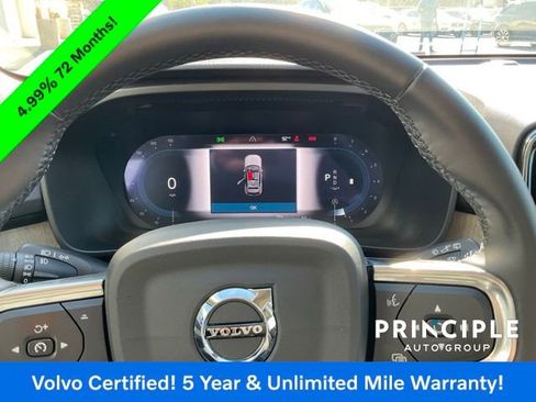 Certified 2025 Volvo XC40 B5 Core image 21