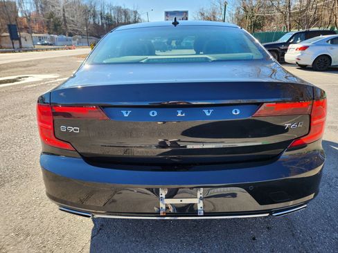 Used 2019 Volvo S90 T6 Momentum image 9