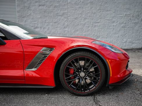 Used 2016 Chevrolet Corvette Z06 w/ 3LZ Preferred Equipment Group image 15