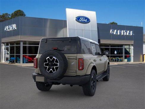 New 2025 Ford Bronco Outer Banks image 8