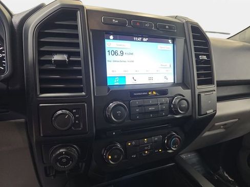 Used 2018 Ford F150 XL w/ Equipment Group 101A Mid AWD/4WD image 19