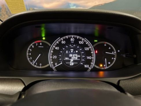 Used 2015 Honda Accord EX-L image 39