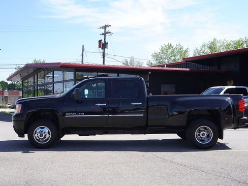 Used 2014 GMC Sierra 3500 Denali w/ Snow Plow Prep Package AWD/4WD image 4