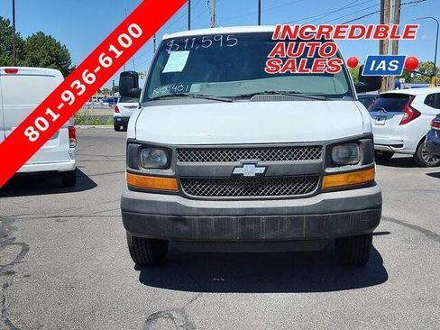 Used 2015 Chevrolet Express 3500 Extended image 1