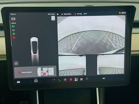 Used 2021 Tesla Model Y Long Range AWD/4WD image 22