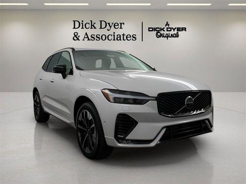 New 2026 Volvo XC90 B5 Ultra w/ Protection Package Premier image 1