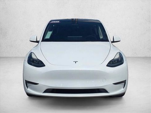 Used 2022 Tesla Model Y Performance AWD/4WD image 2