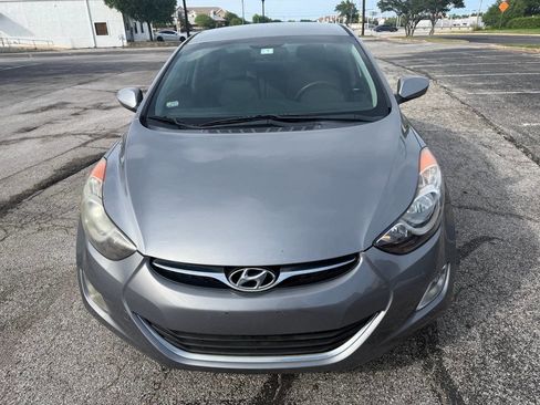 Used 2012 Hyundai Elantra GLS w/ Preferred Pkg 3 FWD image 2