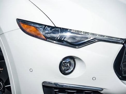 Certified 2022 Maserati Levante GT image 2