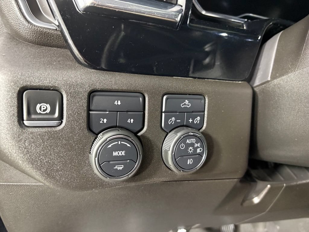 Used 2024 Chevrolet Silverado 3500 LT w/ Convenience Package AWD/4WD image 21
