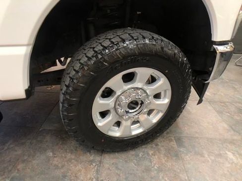 Used 2024 Ford F250 XLT image 9