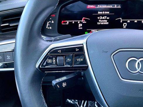 Used 2022 Audi A6 2.0T Premium w/ Black Optic Sport Package image 11