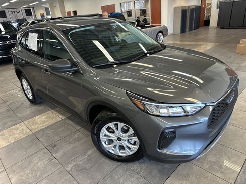 Used 2023 Ford Escape Active w/ Tech Pack #1 image 10