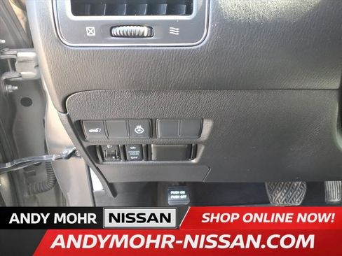 Used 2018 INFINITI QX80 Base w/ All Season Package image 17