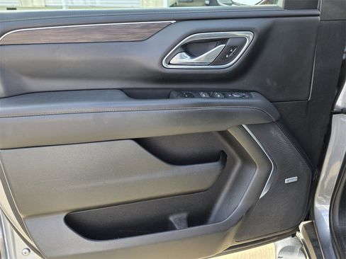 Used 2022 Chevrolet Tahoe Z71 image 7