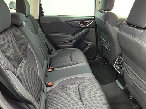 Used 2022 Subaru Forester Premium AWD/4WD image 23