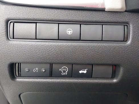 Used 2023 Nissan Rogue SV w/ SV Premium B Package FWD image 27